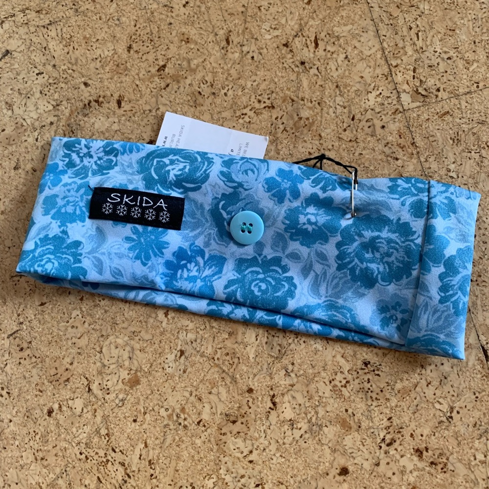 NWT Skida Headband